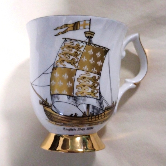 Antique Canadian Superior Fine Bone China Cups 1976-77 Exotic Boats Vintage Rare - Picture 3 of 8